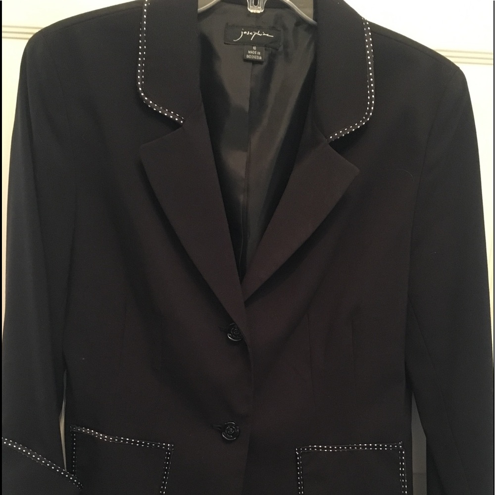 Josephine Spring Black Blazer